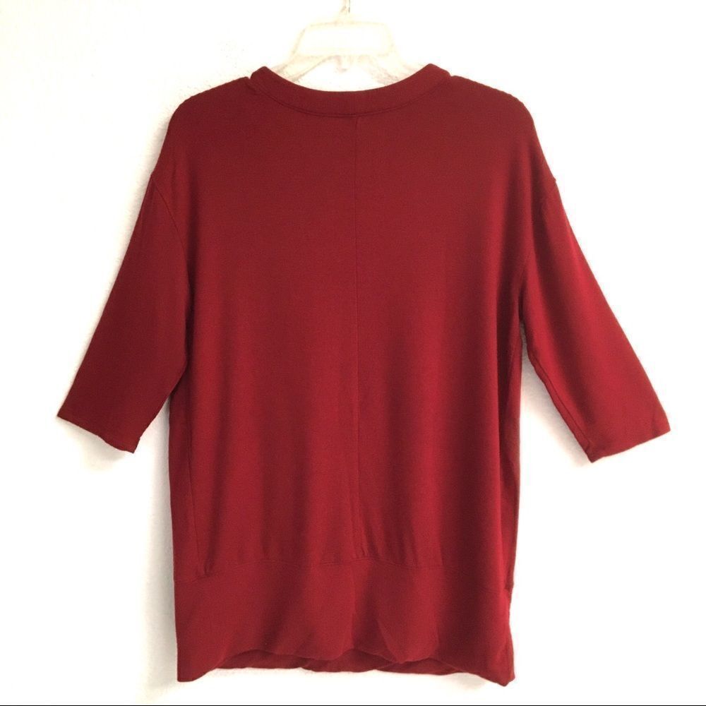 Isabel Maternity cranberry snap neck top M - Picture 5 of 7
